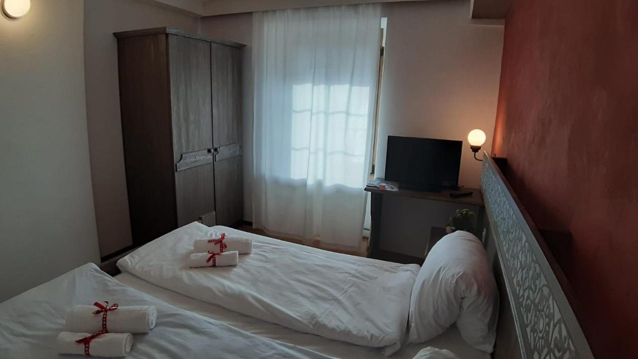 Hotel Post Cunter Biancardi Savognin Esterno foto