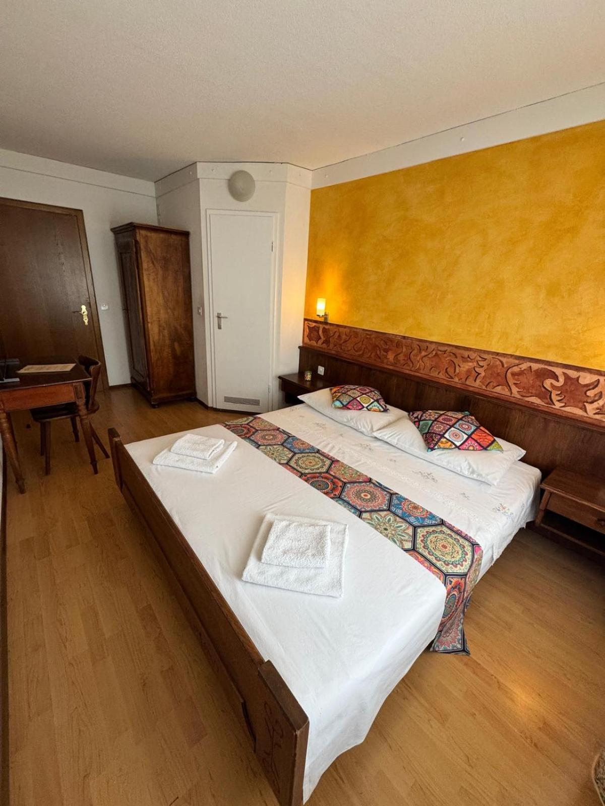 Hotel Post Cunter Biancardi Savognin Esterno foto